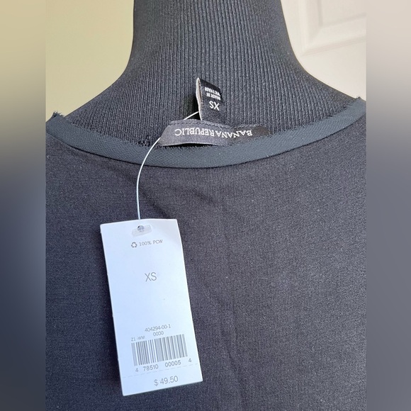 Banana Republic, black double layer knitting top. Sz XS - Picture 6 of 8